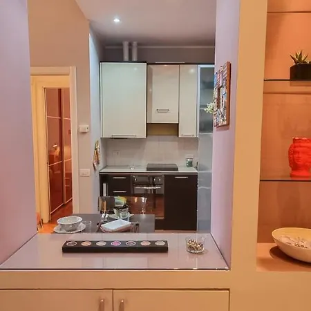 Altido Trendy 1-bed Flat, Easy Access To Centre Apartment Milan