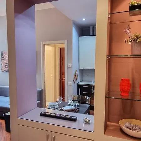 Altido Trendy 1-bed Flat, Easy Access To Centre * Milan
